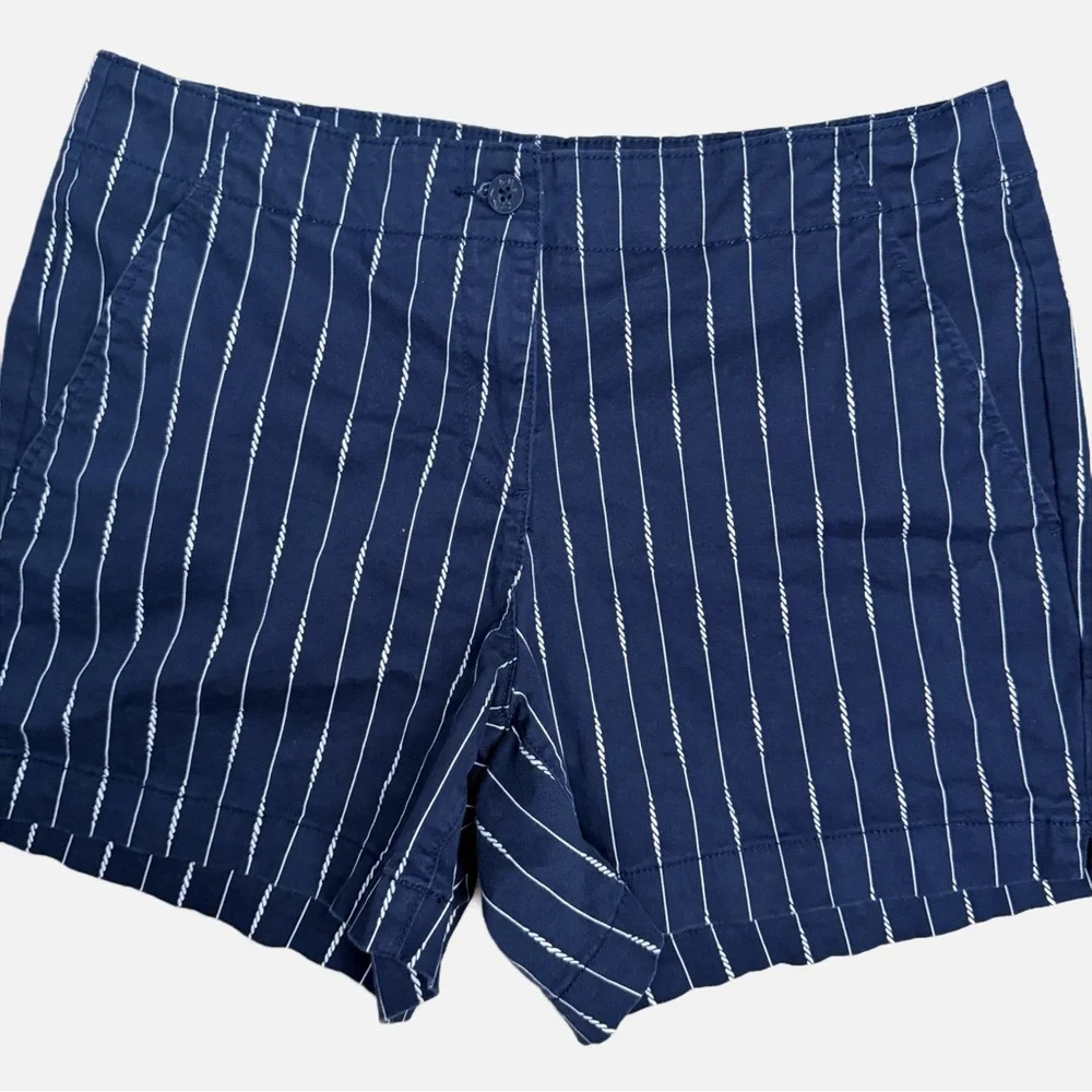 Nautica Women's Navy and White Striped Shorts Women's 12 Nautical Preppy Luxury